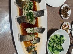 -艳阳天·非遗楚菜(武汉客厅店)