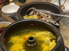 -云海肴·汽锅鸡·云南菜(天山百盛优客店)