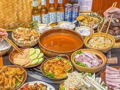 -阿山卓·野生菌火锅·纳西火塘烤肉