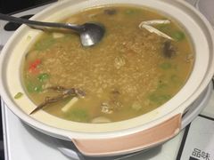 -新大咀港式茶餐厅(宝山万达店)