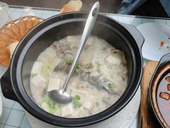 -土砂锅生态山庄·非遗砂锅雅鱼