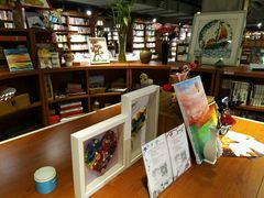 -新华书店(印象城店)