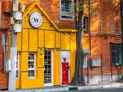 门面-W CAFE(甜爱路店)