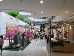 -新田360广场(上海华侨城店)