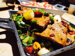 -胡马八破·川菜小馆(高新万达店)