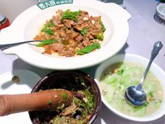 -费大厨辣椒炒肉(黄兴中心广场店)