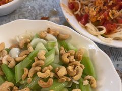 -汗腾格里·风味餐厅(新疆驻京办店)