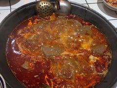 -旧街市鲜货老火锅(大光路店)