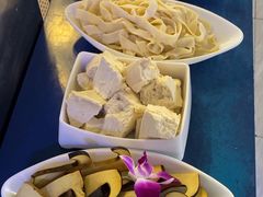 -鲜念蒸汽石锅鱼(红山6979店)