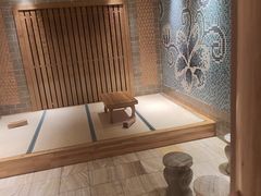 -尚源温泉水汇