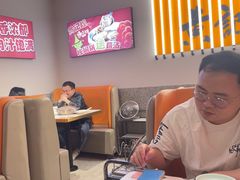 -黄记煌三汁焖锅(新佳丽江汉路店)