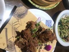 -东口码头·烧鸽子·鱼头泡饼·地方菜(金鹰悦城店)