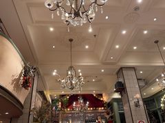 -玛格萝妮比萨屋(四平店)