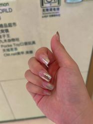 -孔雀手美甲美睫护理