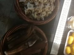 -湘当有饭剁椒鱼头(昆山招商花园城店)
