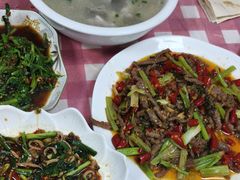 -洪霞餐馆