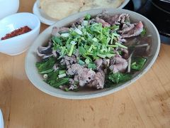 -大众跷脚牛肉馆·非遗传承单位(峨眉山店)