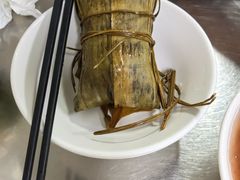 肉粽-芳婆糕团店(王府大街店)