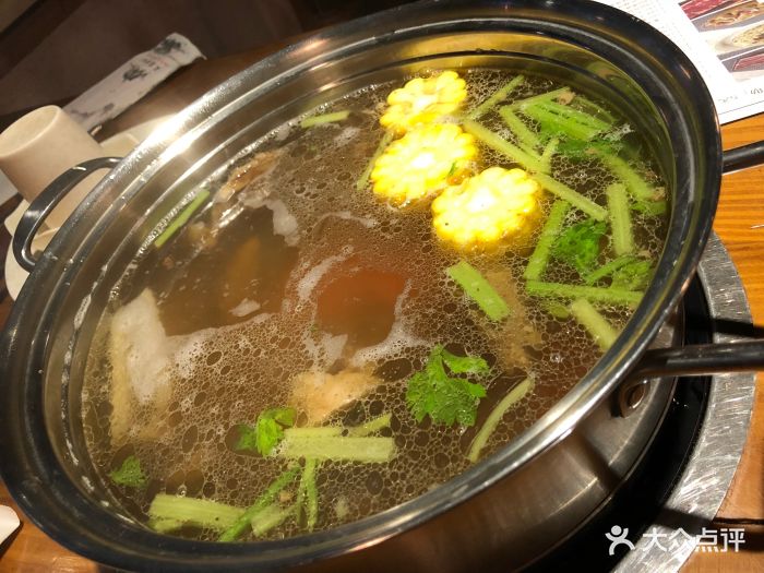 潮鑫鲜牛肉火锅(德平路店)牛腩锅底图片