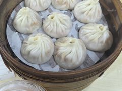 -莱莱小笼·乔艾