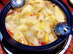 -菌之家·专业纯野生菌火锅·特色炒菌