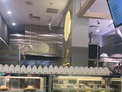 面包甜点陈列柜-猫王榴莲世家(三里屯SOHO商场店)