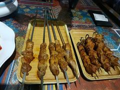-乡村馕坑肉·烧烤·新疆菜·本地人更爱吃(阿勒泰首店)