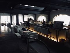 -穹六人间 people 6(岳阳路店)