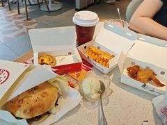 -必胜客(联投东方店)