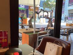 靠窗位-度小月(百老汇美食街店)