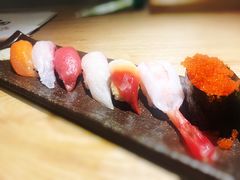 手握七点拼-初居食屋日式料理(万象城购物中心店)