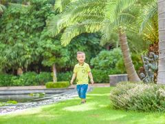 -三亚湾海居铂尔曼度假酒店