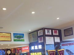 -川流不息·地道川菜·小龙虾(松东路店)