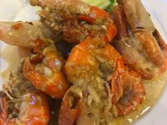-J Daeng Seafood