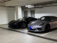 -上海半岛酒店-地下停车场