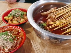 -拐枣巷小串串(财大店)