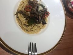 牛肝菌奶油意面-POKEE VIA&Brunch·维娅(重庆来福士店)