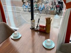 -有红鸡毛店·川菜(建设路店)