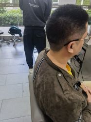 点击看大图 -首脑美发沙龙