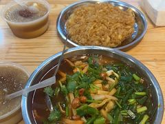 -柳州肥姨妈大骨螺蛳粉(东靖路店)
