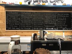 -Be Lived Cafe比例咖啡(摩天轮店)