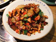-吃饭皇帝大土家民族菜(正大广场店)