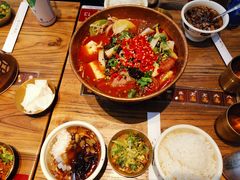 -成都你六姐·牛肉冒菜(上海环宇荟店)