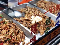 -六合夜市
