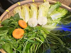 -尚尚仙·酸汤猪手·猪肚鸡火锅(华联万柳购物中心店)