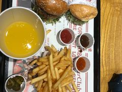 -The Habit Burger Grill 哈比特汉堡(爱琴海店)