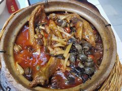 -丽丽三鲜螺蛳粉(田林路店)