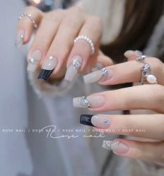 -LILY NAILS美甲美睫
