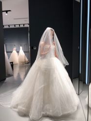-Vera Wang婚纱礼服旗舰店