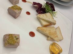 法式鹅肝批配干果结力冻-莫斯科餐厅
